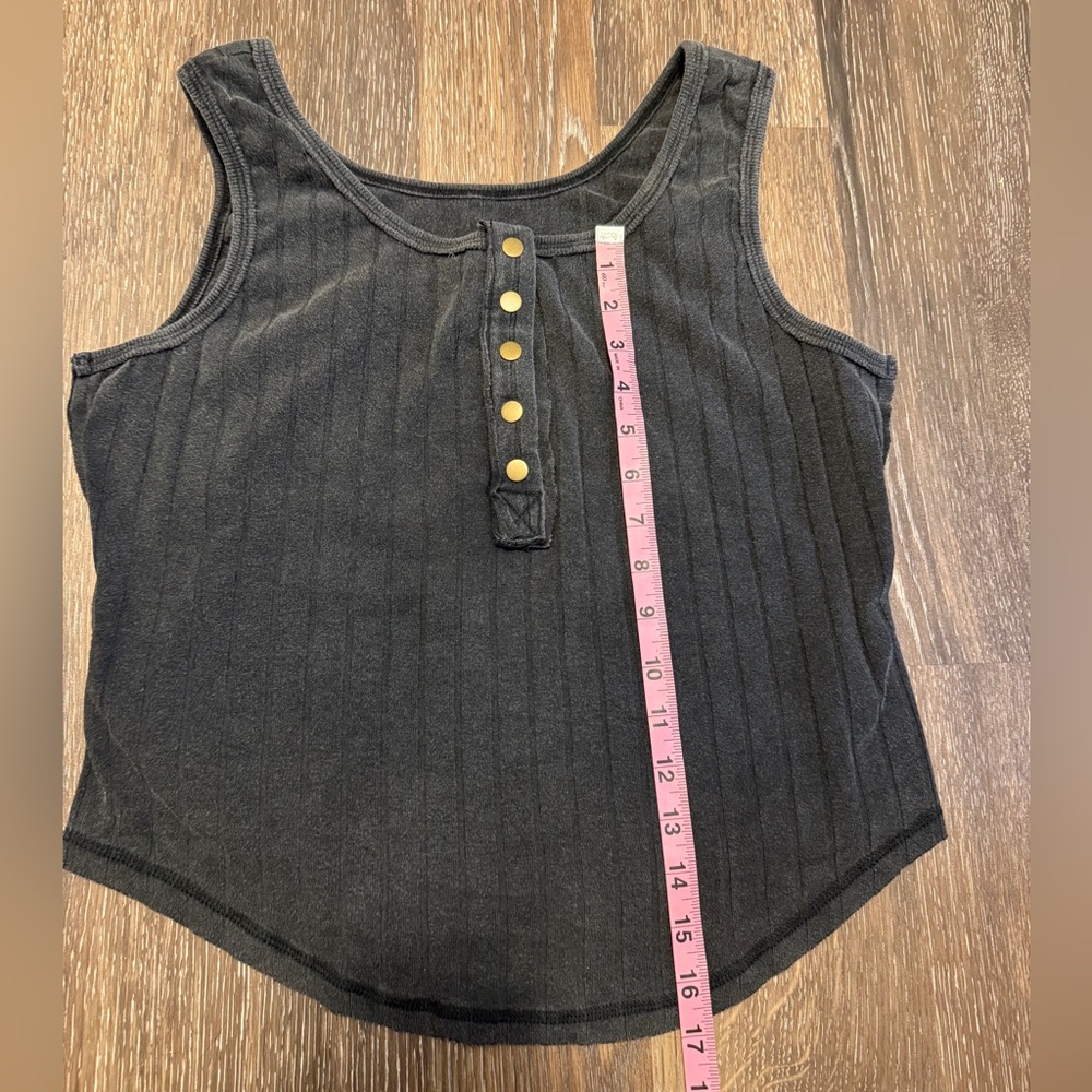 Black Ribbed Tank Top - Picture 5 of 8